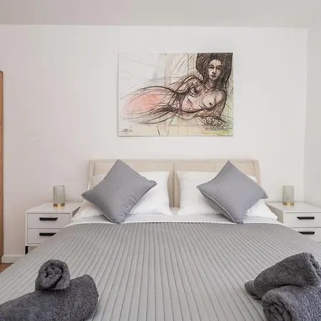 L & M - Perfect Old Town Location Two Bedroom House Ντουμπρόβνικ