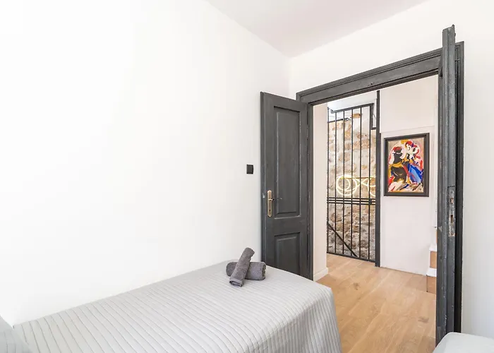 Vakantiehuis L & M - Perfect Old Town Location Two Bedroom House Dubrovnik