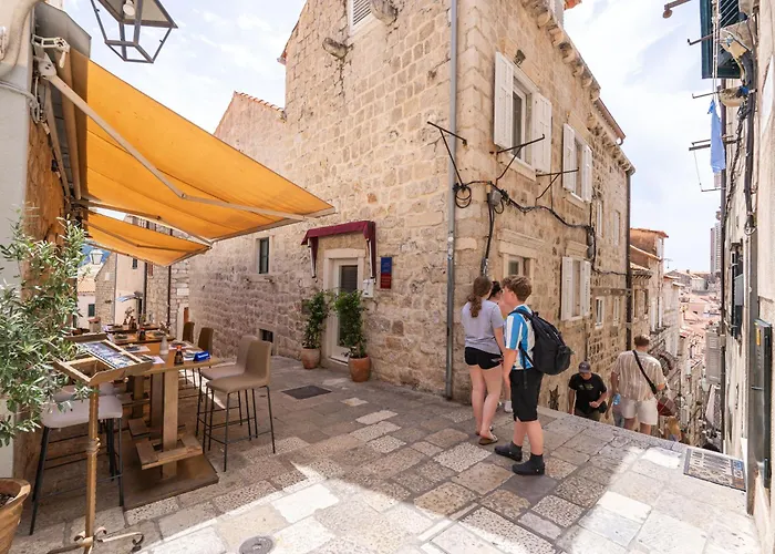 L & M - Perfect Old Town Location Two Bedroom House Vakantiehuis Dubrovnik