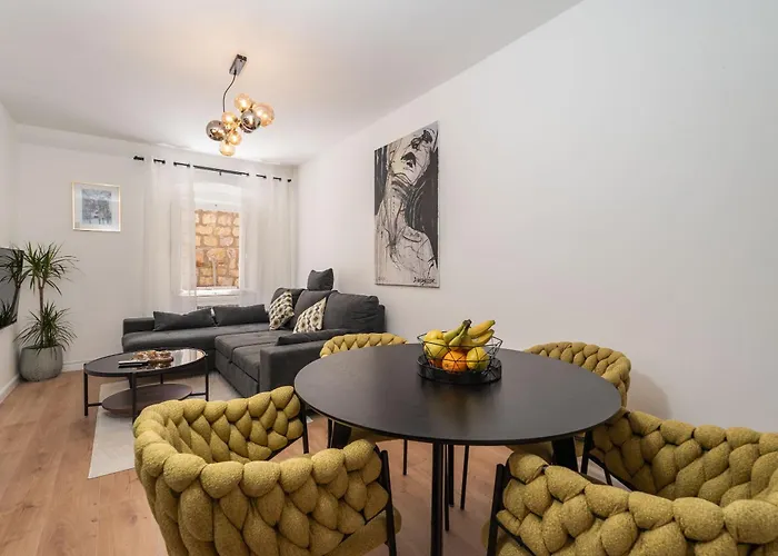 L & M - Perfect Old Town Location Two Bedroom House Dom wakacyjny Dubrownik