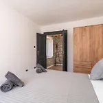بيت للعطل L & M - Perfect Old Town Location Two Bedroom House دوبروفينك