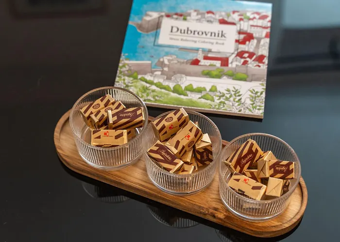 L & M - Perfect Old Town Location Two Bedroom House Casa vacanze